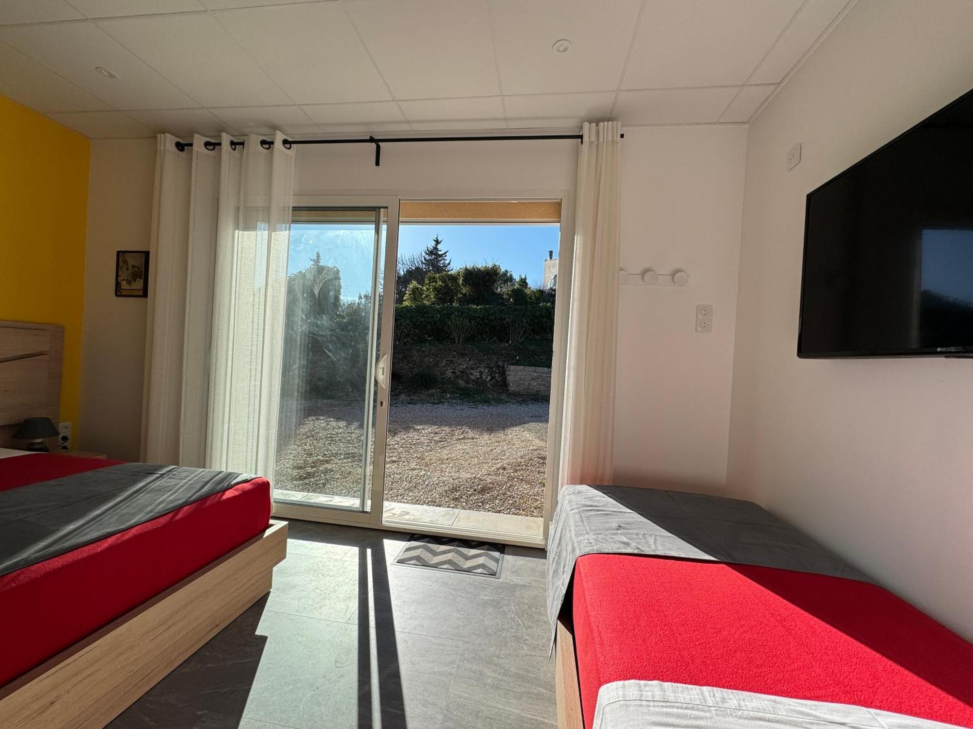 Domaine Maxxim Otel Clermont-lʼHérault Dış mekan fotoğraf